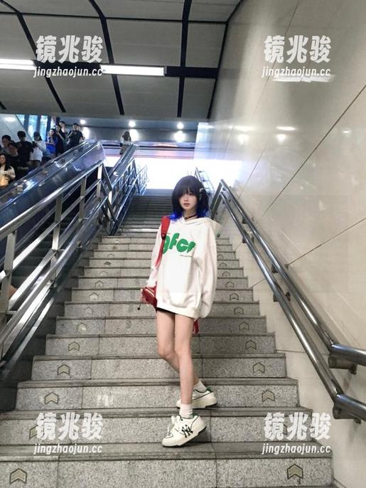 加入“17吃瓜官网”，永久与众多吃瓜达人一起分享有趣的八卦故事吧！