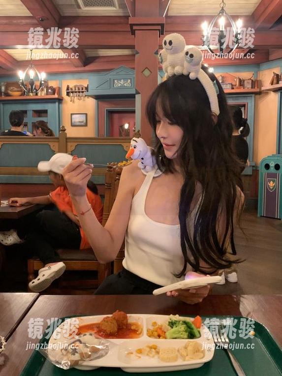 52cg传送门打开，美味瓜料任你登录自由享用