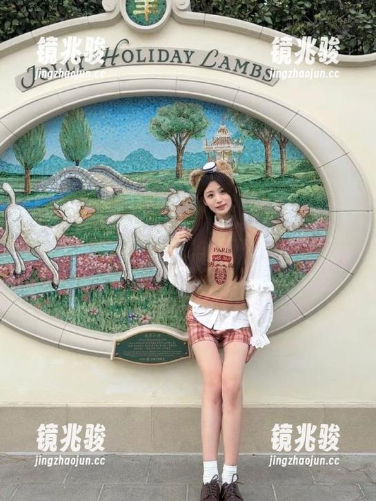 跟随hlw链接，探索最火爆的吃瓜新闻现场