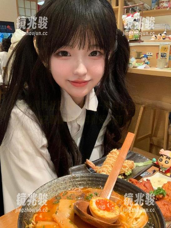 快来五一黑料社区入口，获取最新黑料和娱乐新闻