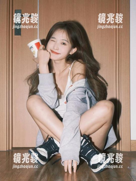 人人吃瓜网陪你观看精彩瓜更新，少女必备！