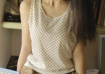 轻松获取黑料，吃瓜黑料网让你爆料不打烊，快来下载安装这个app吧！