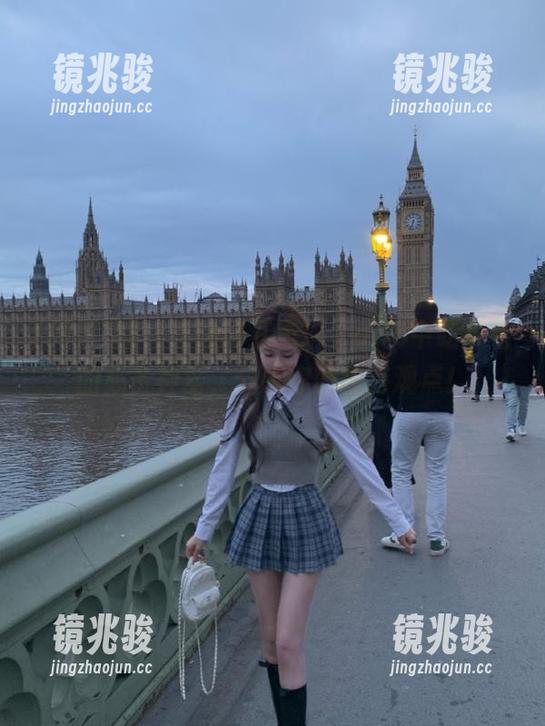 直达网红黑料，app中吃瓜者的必备神器，分享你的独特观点！