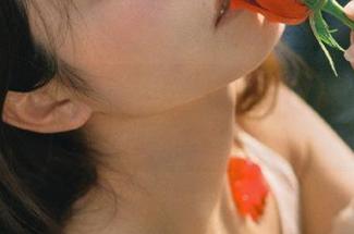 男生推荐黑料网在线看直达频道，轻松吃瓜不遗漏