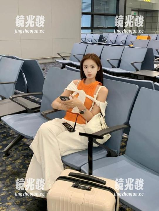 热辣更新！首页带你领略黑社料下载第一集精彩瞬间